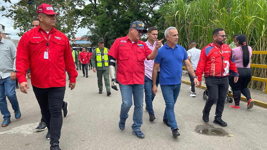 Seniat inspeccionó proceso comercial en la frontera colombo venezolana