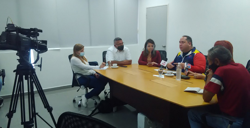 Los medios TRV, Auténtica y El Periodiquito participaron en la entrevista