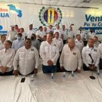 Dirigentes nacionales y regionales acudieron a la sede de la tolda blanca en Río Güey. Fotos Cortesía