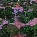 La plaza Bolívar es una de las más grandes de latinoamerica