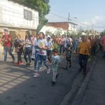 Las personas hicieron una procesión en San Vicente