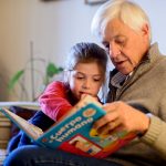 Estudios demuestran la importancia entre abuelos y nietos