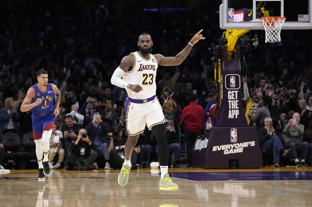 LeBron James Rompió La Barrera De Los 40.000 Puntos En La NBA | El ...