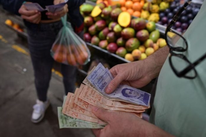 Baja el poder adquisitivo de los empleados ante el desajuste económico