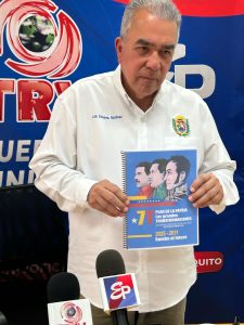 El 9 de mayo presentará su programa de gobierno, mientras criticó la propuesta oficialista como una continuidad de las políticas herradas