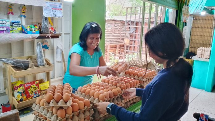A pesar del bajón la venta de huevos permanece estancada Fotos: RG/Yaimar Ojeda