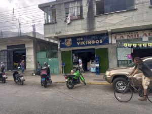 Los comercios en MBI trabajaron en su horario normal