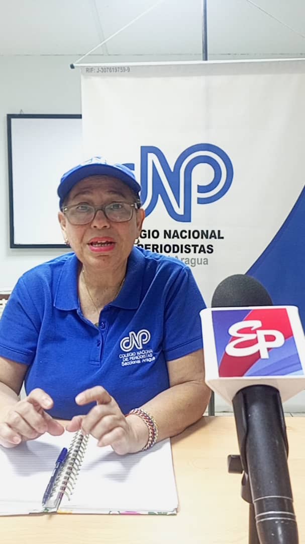 Para la licenciada Yenny Muñoz el periodismo siempre es el mismo, sin embargo, en cada época hay desarrollos tecnológicos que permiten evolución